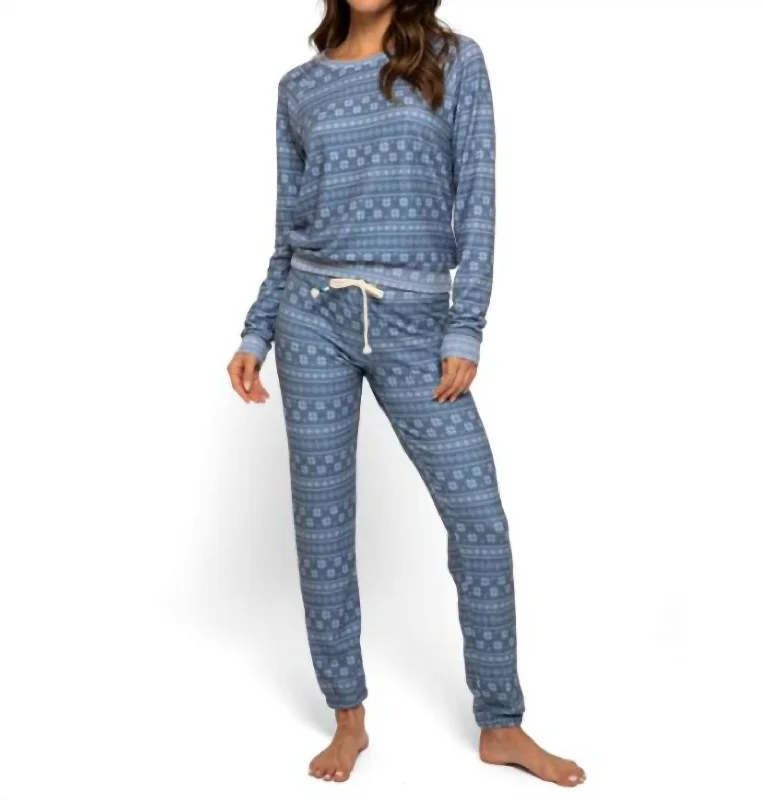 Elegant Wear Fair Isle Hacci Pullover In Indigo