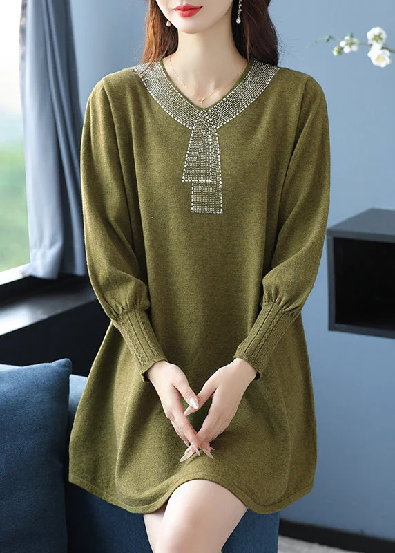 Fashion Classic Elegant Tea Green V Neck Zircon Woolen Sweater Dress Winter