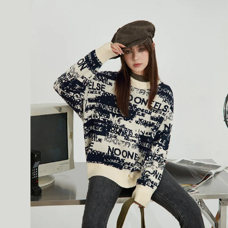 Simple Matching Noe Lettering Knit Sweater
