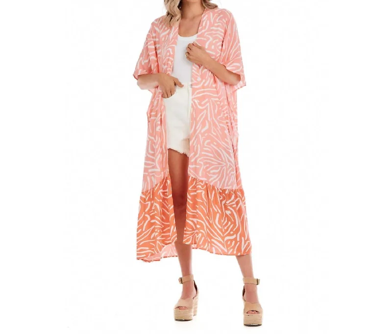 Chic Lounge Lorena Kimono In Peach