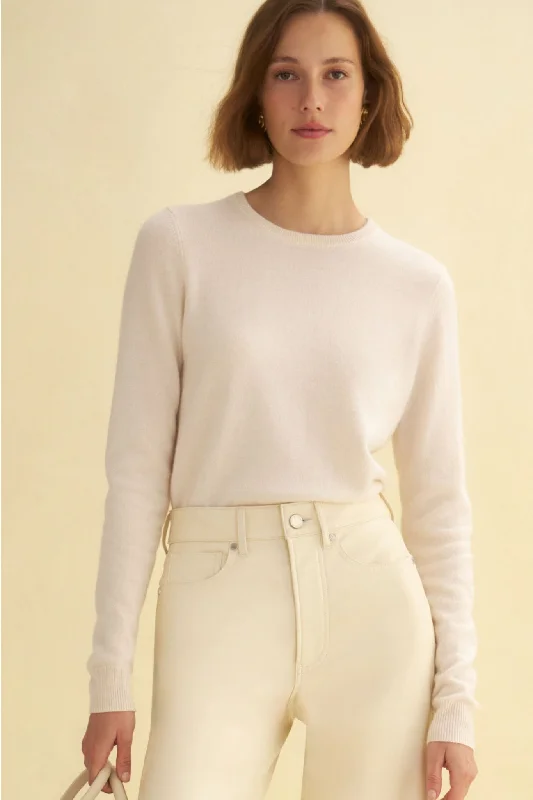 Noble And Elegant Ivory Cashmere Crewneck Sweater