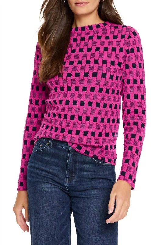Fashionable And Fashionable Mini Mock Geo Sweater Tee In Pink Multi