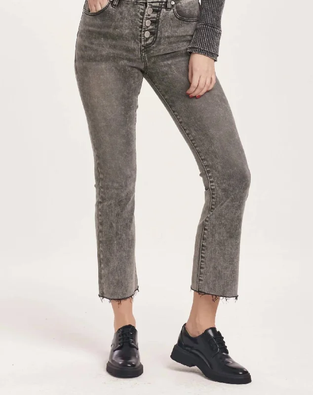 Fashionable Items Jeanne Shade Cropped Flare Jean