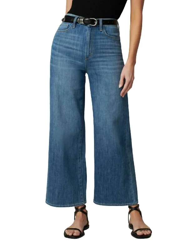 Feminine Charm Mia Wide Leg Jean In Smoke Show