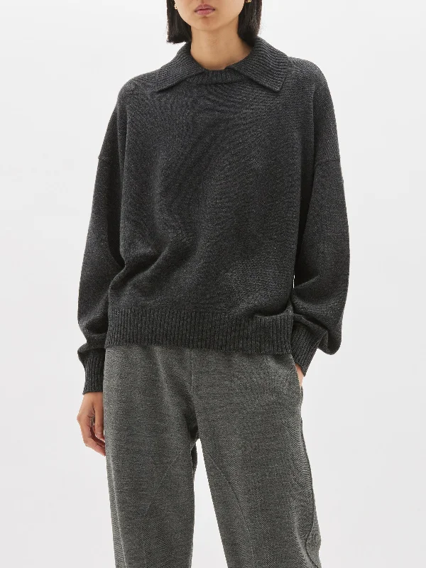 Elegant Fit relaxed polo style knit