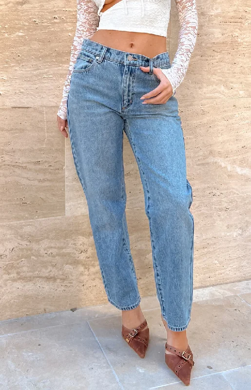 Versatile Wear Abrand Scout 95 Mid Straight Crop Blue Jeans