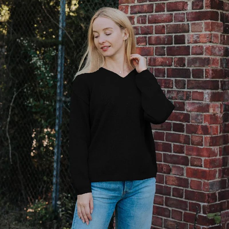 Sporty Wear Avalin Long Sleeve Crop V-Neck Slub Sweater - Black