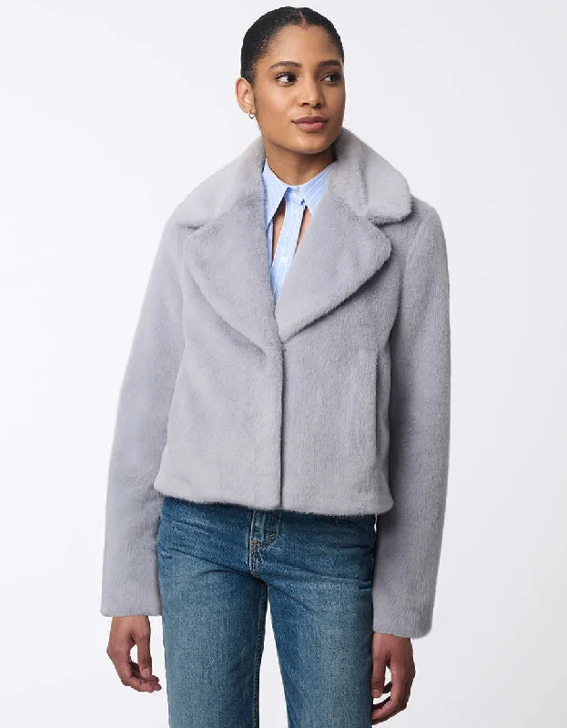 Elegant And Noble Luxe Line Faux Fur Coat