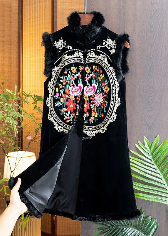 Versatile Items Vintage Black Fur Collar Embroidered Patchwork Silk Velour Waistcoat Sleeveless Versatile Items Vintage Black Fur Collar Embroidered Patchwork Silk Velour Waistcoat Sleeveless