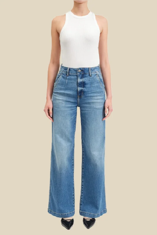 Everyday Comfort Far Out Jeans