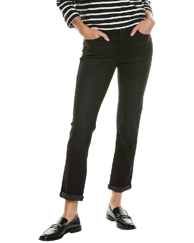 Girl Style FRAME Denim Le Garcon Tilt Skinny Jean