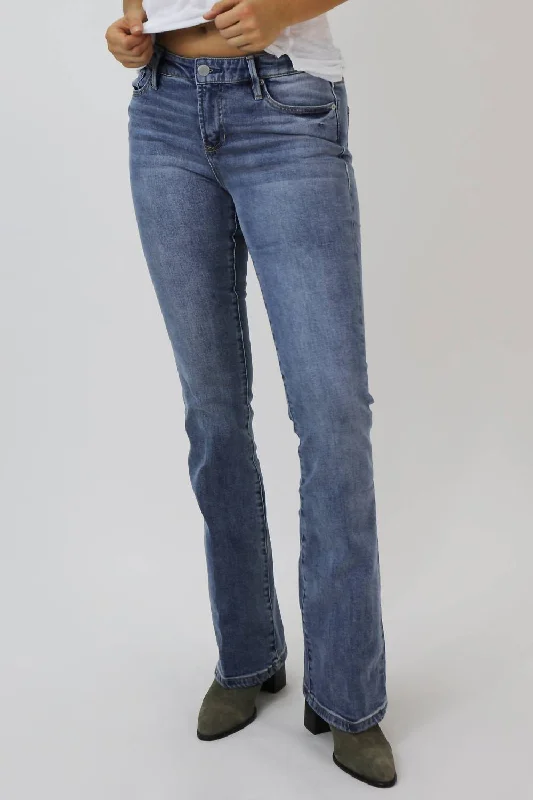 Urban Style Jaxtyn High Rise Bootcut Jean In Waikiki