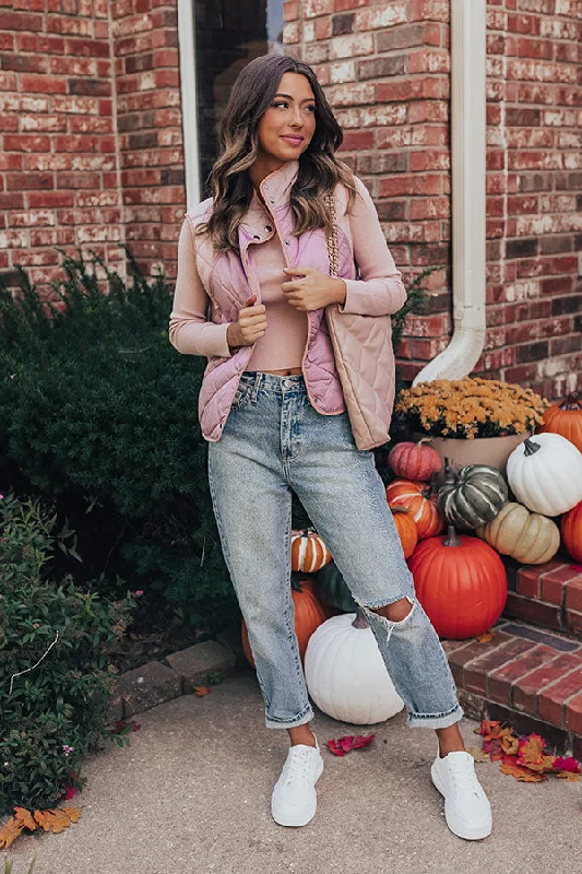 Casual Elegance Just USA The Gem High Waist Distressed Mom Jean