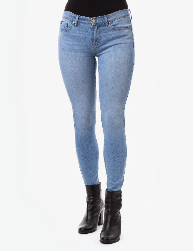 Relaxed Fit Wear SUPER SKINNY JEANS