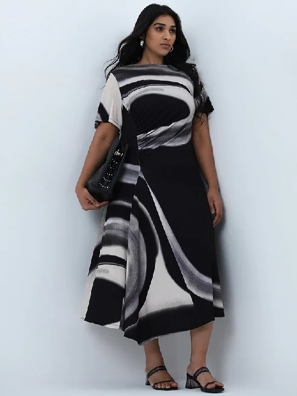 Fashionable Items Gia Black Swirl Printed A-Line Dress