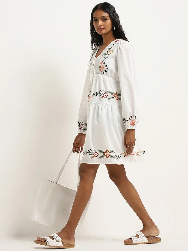 Double-sided Wear LOV White Floral Embroidered Tiered Cotton Dress