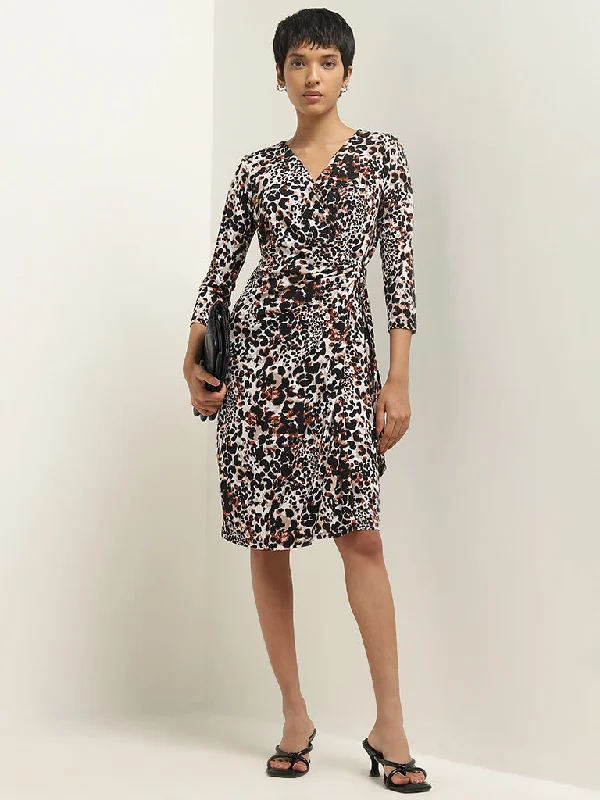Fashion Must-have Wardrobe Black Animal Print Wrap-Style Dress