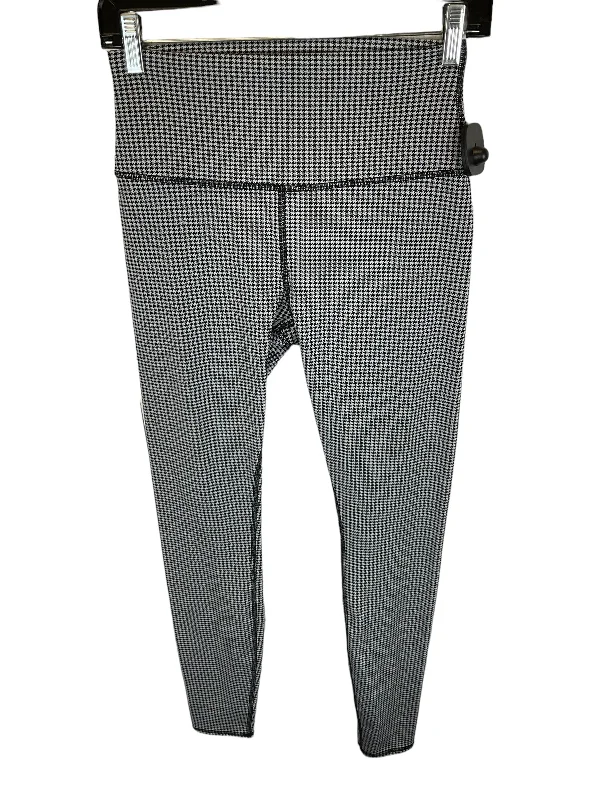 Elegant Wear Black Athletic Leggings Alo, Size M