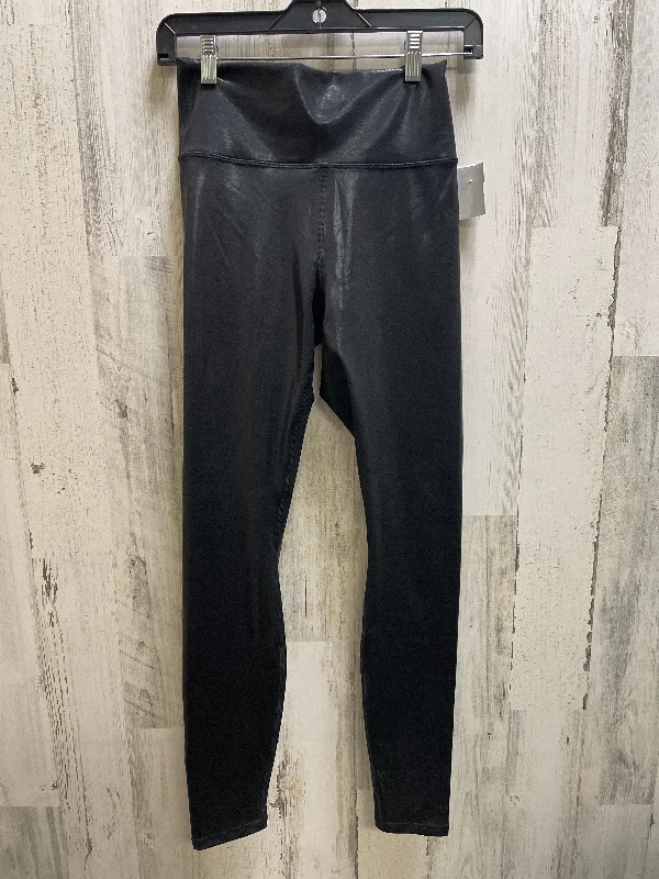 Easygoing Outfits Black Athletic Leggings Fabletics, Size S
