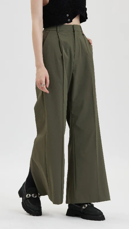 Soft Fashion Pleated Straight-Leg Pants