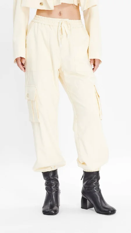Everyday Style Wool Cargo Pants