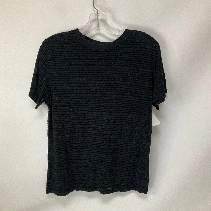 Minimalism Athletic Top Short Sleeve By Lululemon In Black, Size: 4