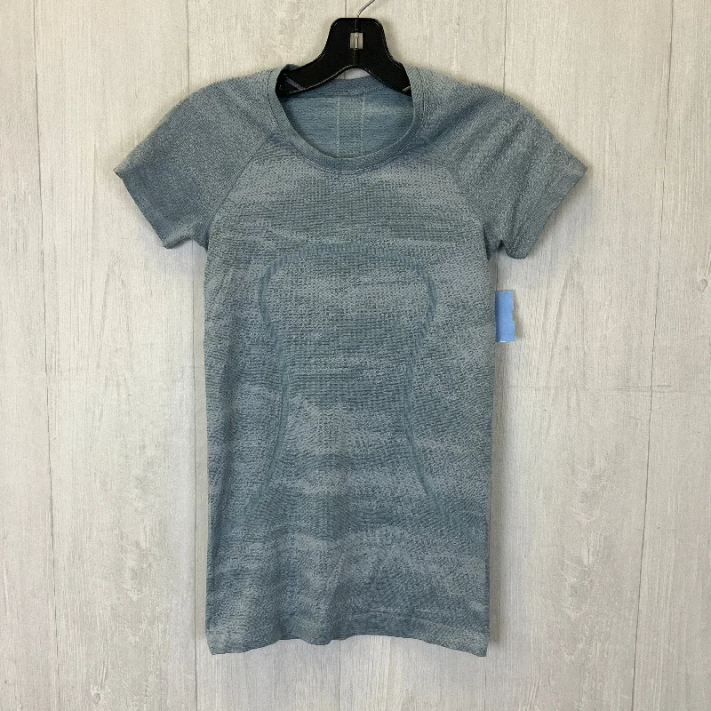 Fashionable And Fashionable Athletic Top Short Sleeve By Lululemon In Blue, Size: S