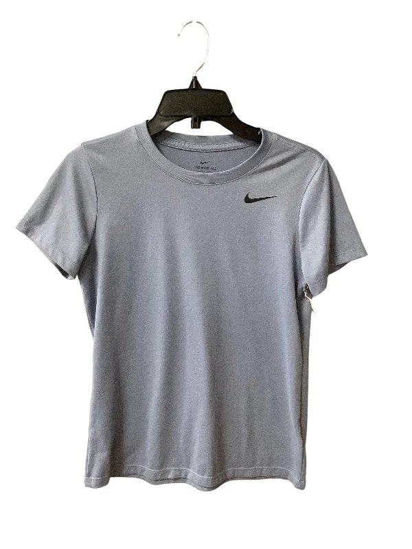 Easy Wear Chic Athletic Top Short Sleeve By Nike Apparel In Blue, Size: S