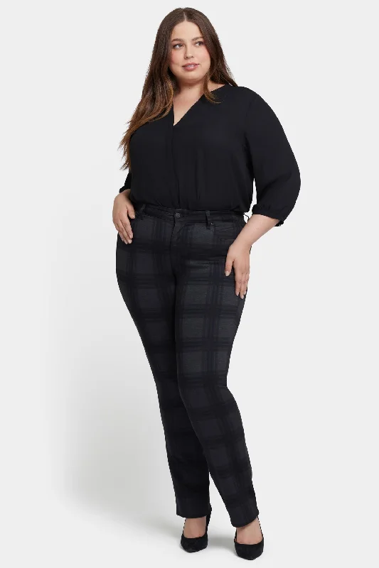 Marilyn Straight Pants In Plus Size - Piedmont Plaid