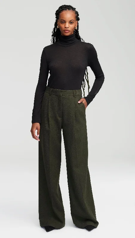 Cozy Chic Single Pleat Trouser in Wool Twill | Hunter