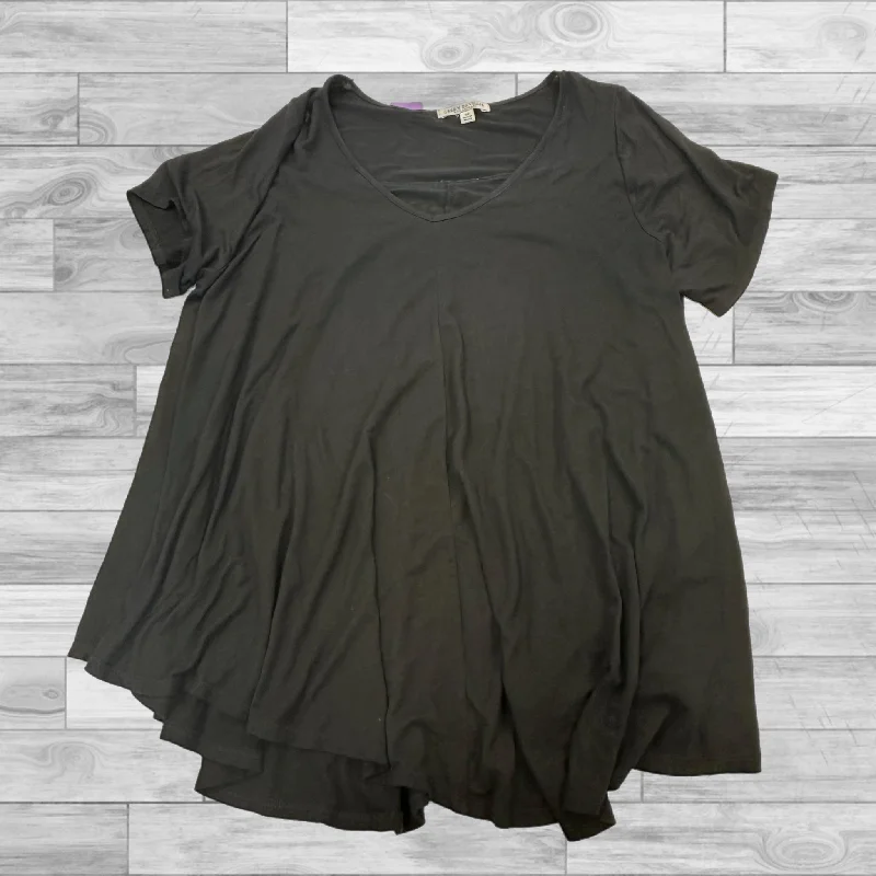 Comfortable Looks Top Short Sleeve Basic By Green Envelope In Black, Size: 2x