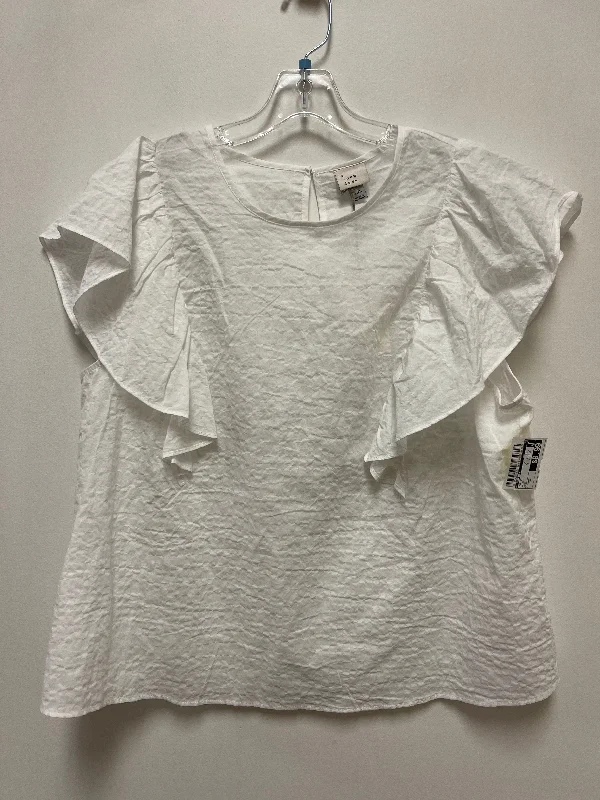 Elegant And Charming Top Short Sleeve By A New Day In White, Size: 2x