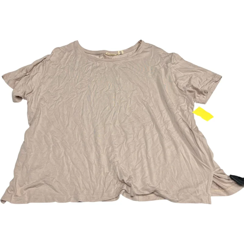 Everyday Comfort Top Short Sleeve By Christian Siriano In Beige, Size: 1x