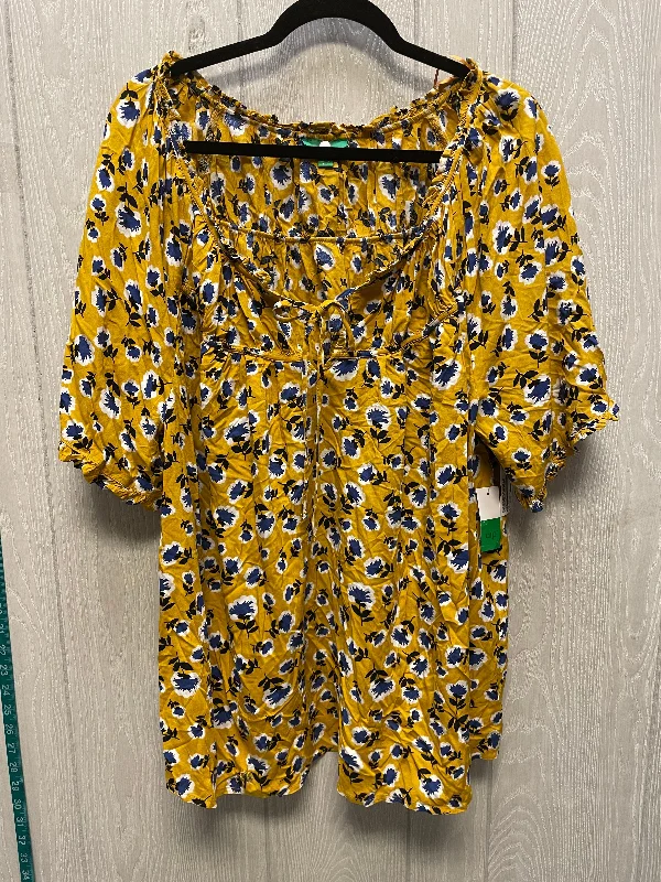 Soft Knitwear Top Short Sleeve By Dip In Floral Print, Size: 3x