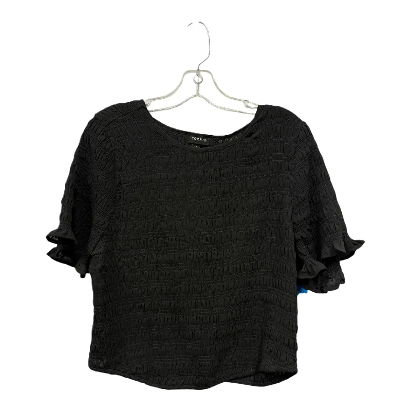 Top Short Sleeve By Torrid In Black, Size: 1x