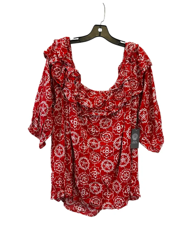 Top Short Sleeve By Vince Camuto In Red & White, Size: 3x