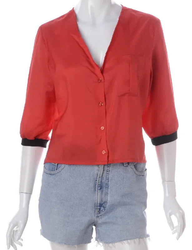 Design Trend Label Rila Sporty V Neck Blouse
