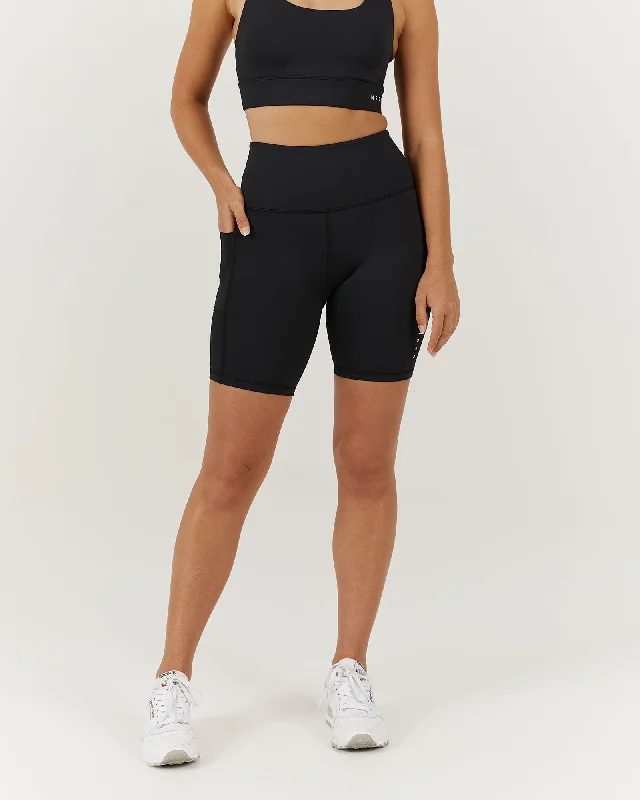 Chic Relaxation BIKER SHORTS - BLACK