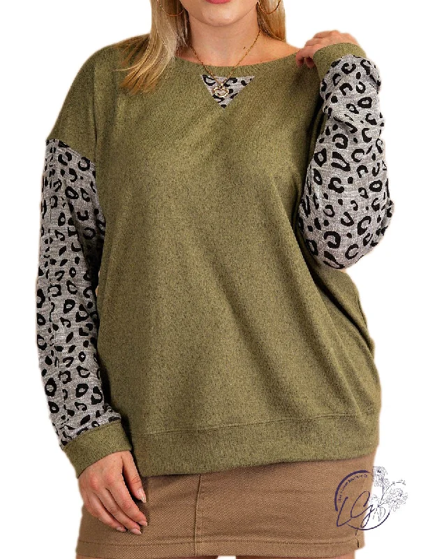 Soft Looks Curvy Rumors of Love Leopard Print Long Sleeve