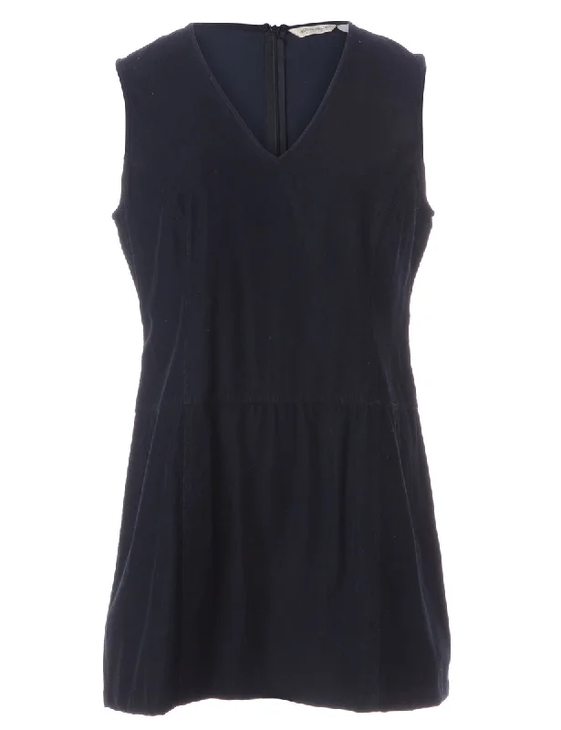 Design Trend Label Sara Short Corduroy Dress