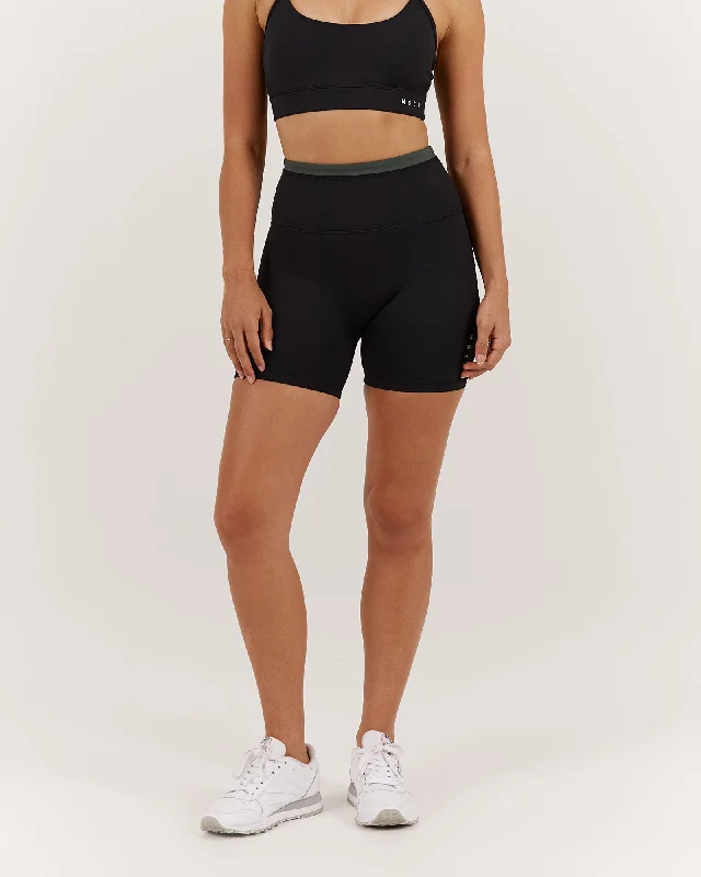 Relaxed Jackets MVP LIVE SHORTS - BLACK FERN